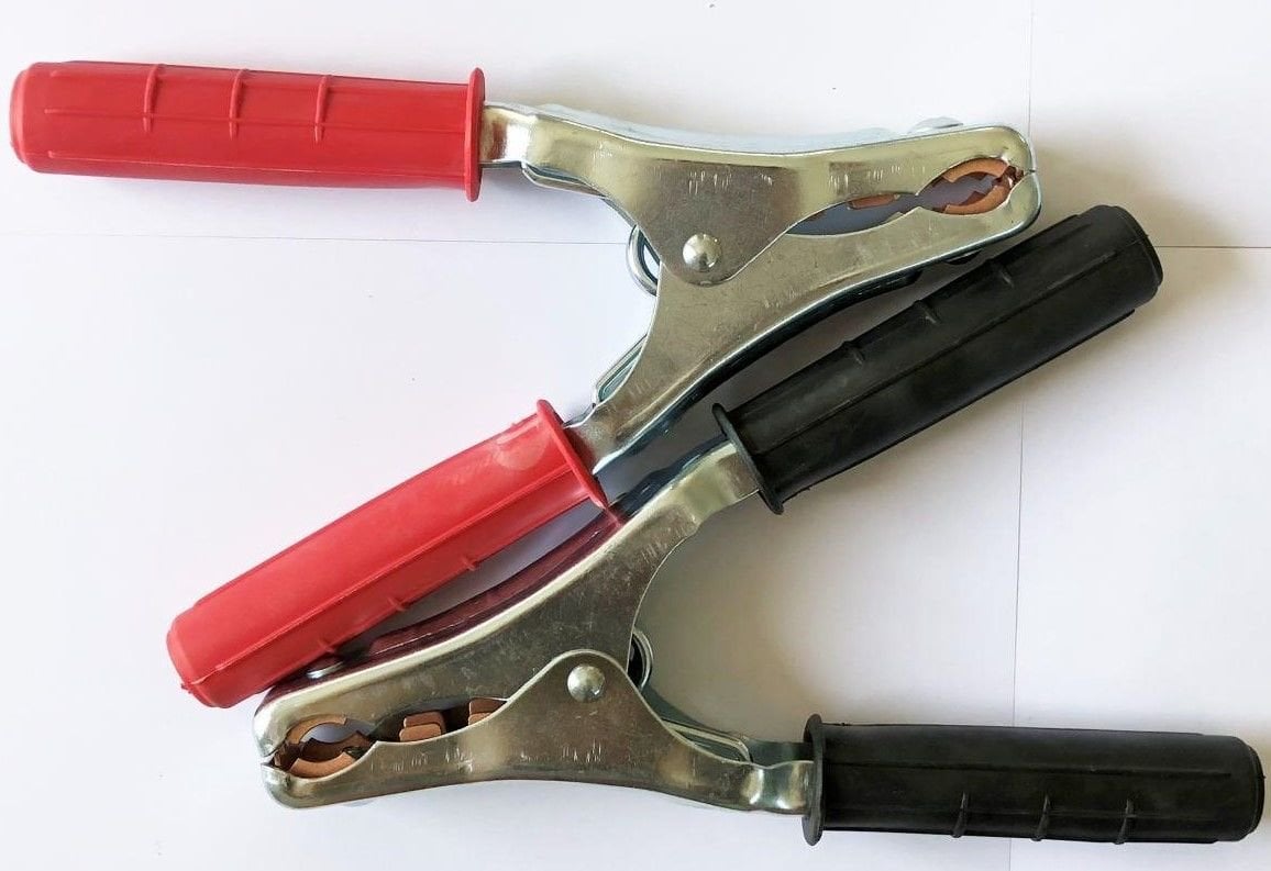 AKÜ MAŞASI 500 AMPER KIRMIZI SİYAH MTA 4814311