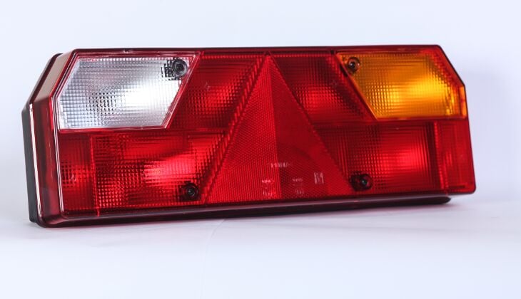 ÜÇLER.3-0105LK-107LL ÜÇLER 8 FONKSİYONLU ÜÇGEN STOP LAMBASI KABLOLU -FÜME